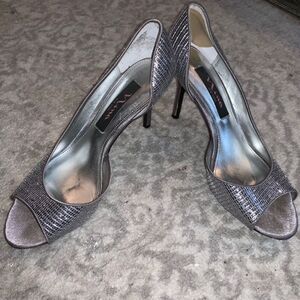 Nina New York Silver Sparkle Heels